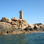 Maison bretonne avec jardin, au coeur de Ploumanac\'h en PERROS-GUIREC - Réf 343