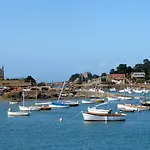 Maison bretonne avec jardin, au coeur de Ploumanac\'h en PERROS-GUIREC - Réf 343