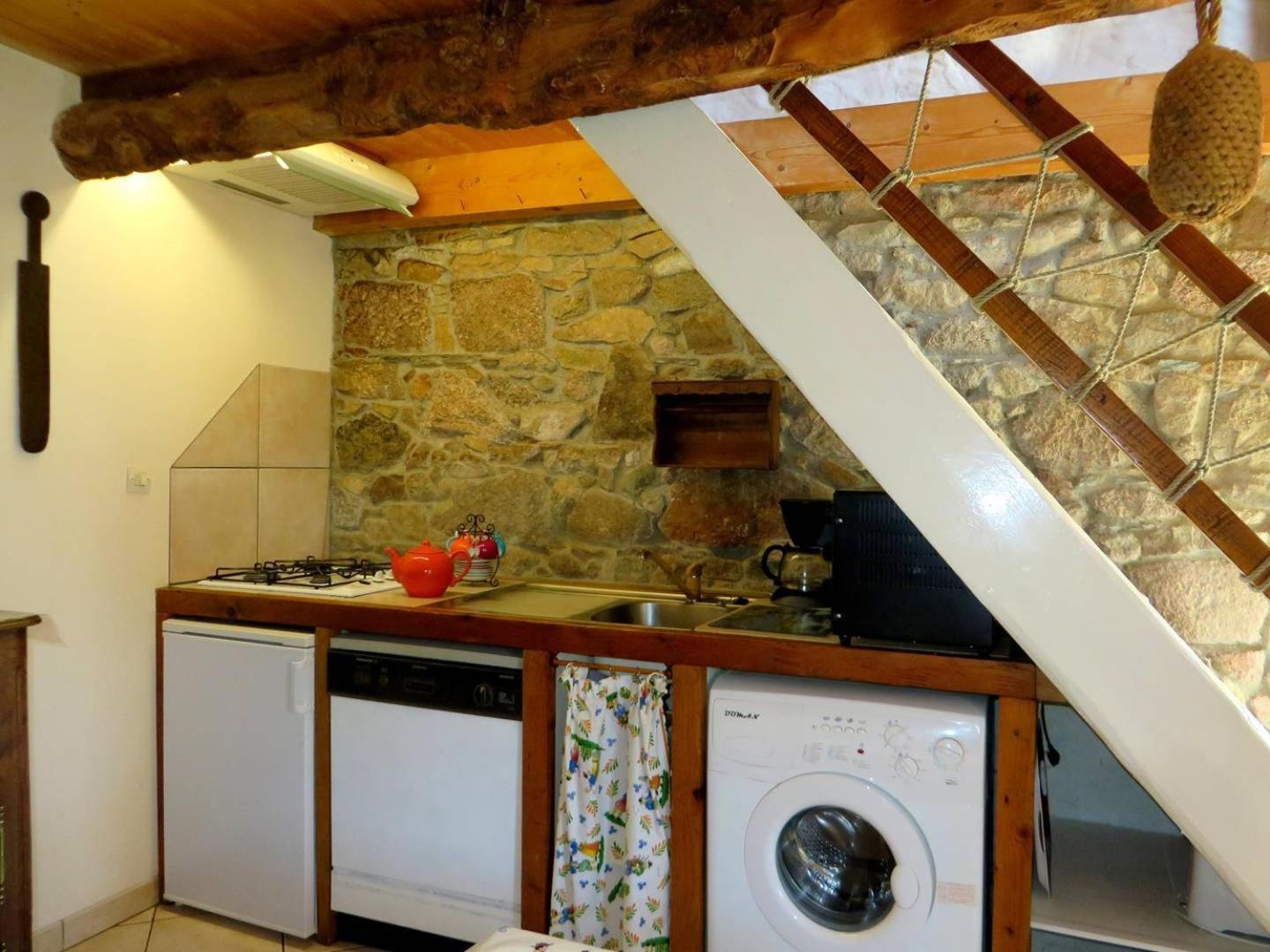 Maison Bretonne Avec Jardin, Au Coeur De Ploumanac'h En - Réf 343